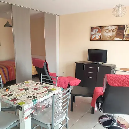 Myrtille & Mandarine Apartman *